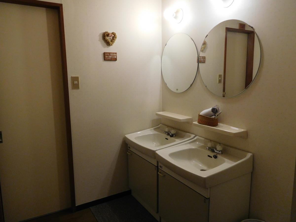 Country Lodge Farmstay Hakuba Esterno foto